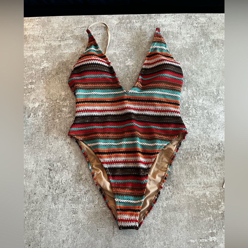 Forever 21 one piece swimsuit